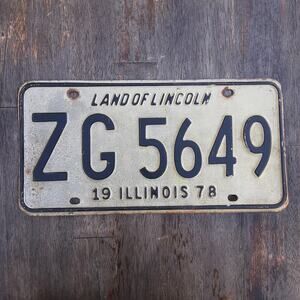 Vintage 1978 Illinois Auto License Plate ZG 5649 Man Cave Garage Pub Wall Decor